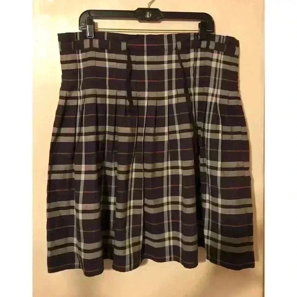 BCBGMaxazria brown plaid skirt size small